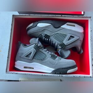 Air Jordan 4 cool grey